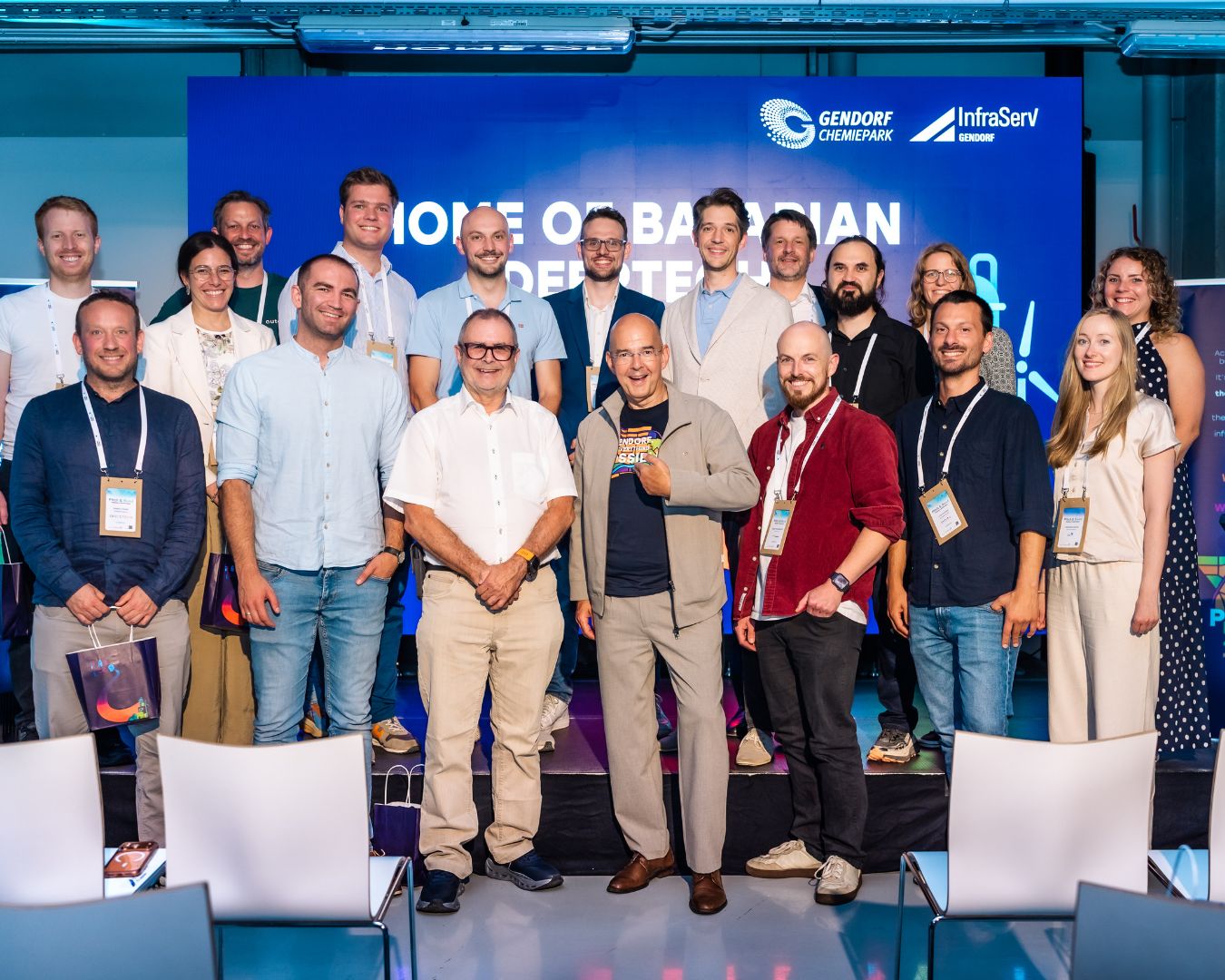 Group photo of Pitch & Bond 2026 startups